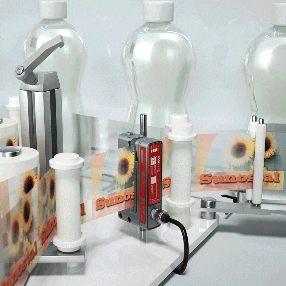 Sensor-Etikettiermaschine-Verpackungstechnik GSX di Leuze: il primo sensore a forcella combinato luce + ultrasuoni è davvero visionario!